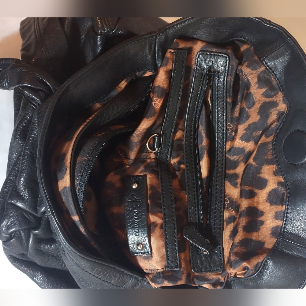 Large B. Makowski Black Leather Shoulder Bag EUC - Picture 7 of 8